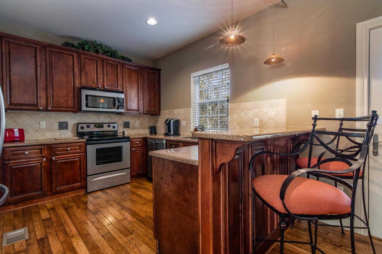 Two Bedroom Villa In The Heart Of Branson! Eksteriør bilde