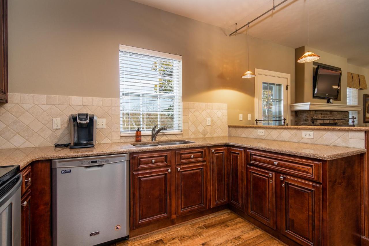 Two Bedroom Villa In The Heart Of Branson! Eksteriør bilde